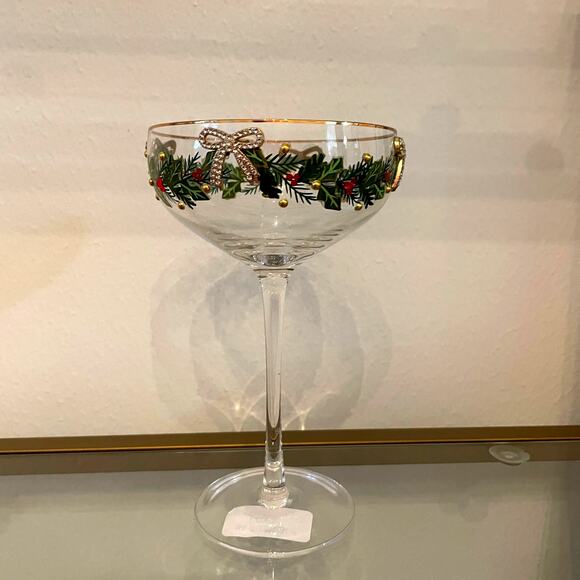 Christmas COUPE GLASSES Hand Painted & Jeweled Gold Bows Holly Garland Set of 2 - Picture 9 of 13